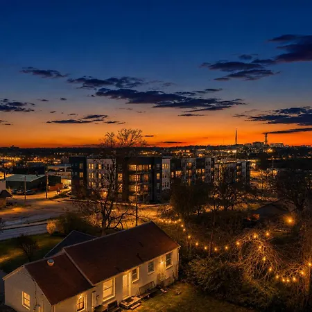 Floyds Place 3Br Rooftop Near Geodis And Broadway Holiday home *