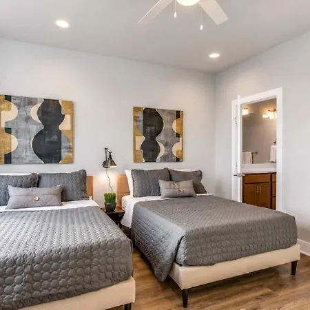 2 Premier Homes Sleeps 24 Rooftops Holiday home *