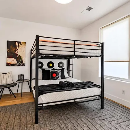 Cozy Gulch Escape Skyline Views *