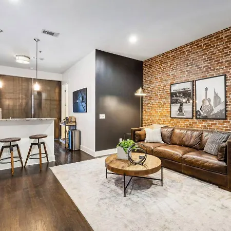 Holiday home Legends Loft Modern Near Vandy On West End Nashville