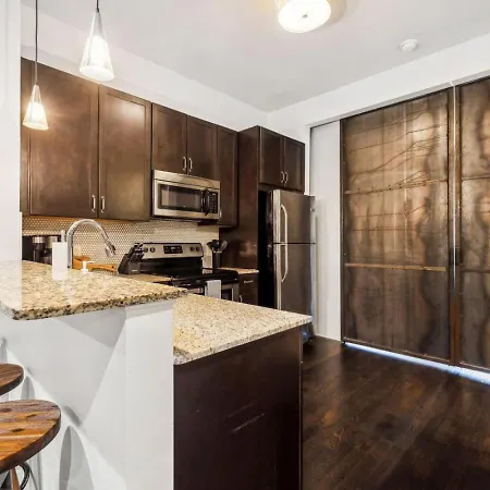 Legends Loft Modern Near Vandy On West End