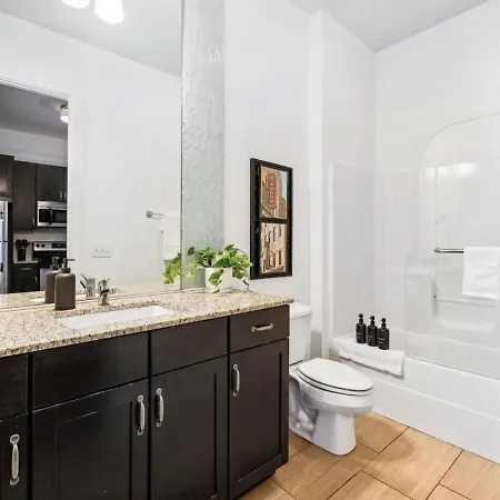 Legends Loft Modern Near Vandy On West End
