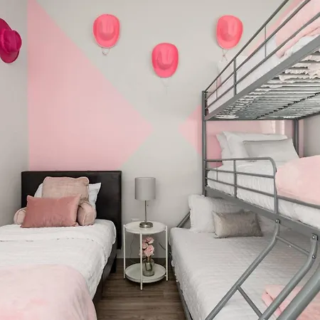4br Condo, Sleeps 13 Near Broadway Nashville