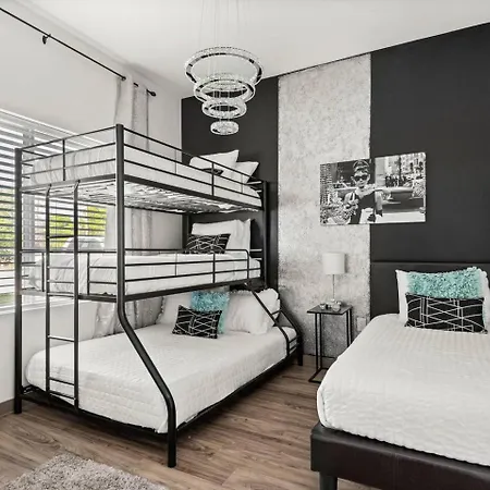 4br Condo, Sleeps 13 Near Broadway Apartment Nashville