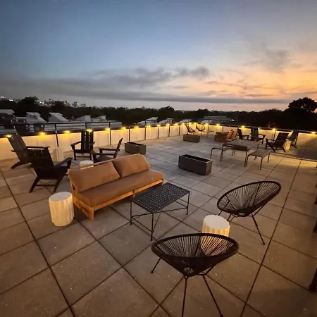 Apartment East Cozy Retreat *