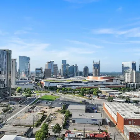 Walk To Broadway! The Man Cave/cowboys & Playboys With Pool & Gym Nashville