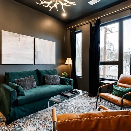 Holiday home East Nash Top-floor 1br | Rooftop Deck | Sleeps 6 Nashville
