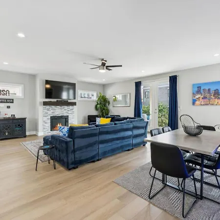 Holiday home Friends In Skyline Places, 10 Min To Broadway, Perfect For Groups *