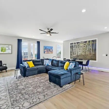 Holiday home Friends In Skyline Places, 10 Min To Broadway, Perfect For Groups