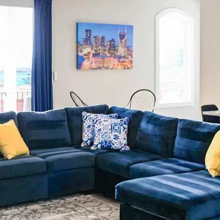 Friends In Skyline Places, 10 Min To Broadway, Perfect For Groups Holiday home