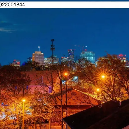 Skyline Views With Double Rooftop Deck & Game *