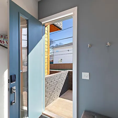 Private With Rooftop Game Near Downtown * Nashville