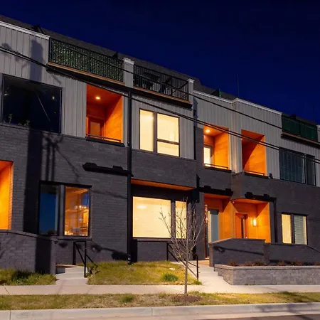 Private With Rooftop Game Near Downtown