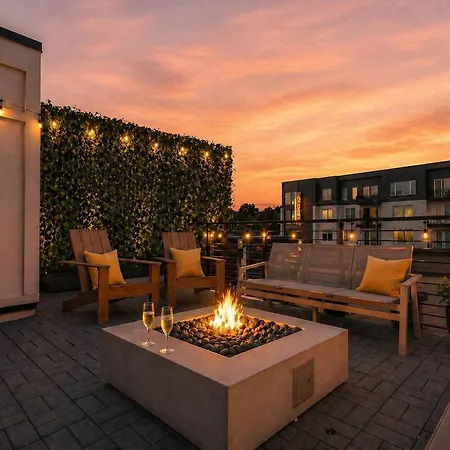 Nash Skyline Views Rooftop With Fire Pit Grill * Nashville