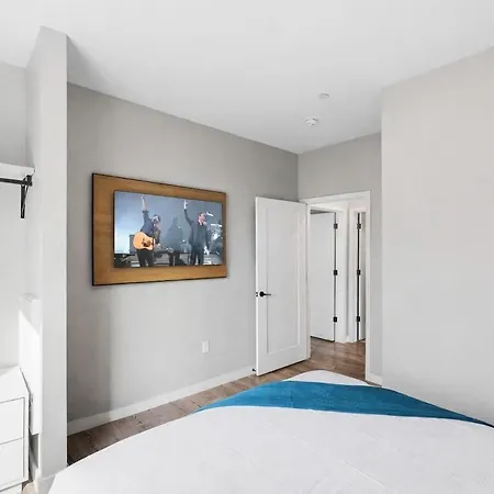 Tempo - Rooftop Pool - Gym - On Music Row