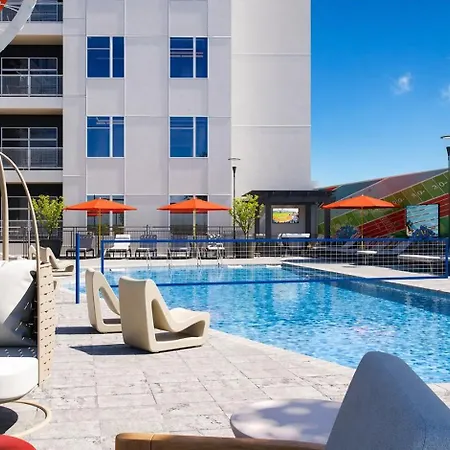Hotel Sports Illustrated Nashville