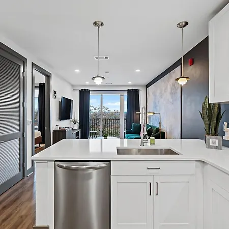 Modern For 6 With Rooftop & Gym Near Dt *