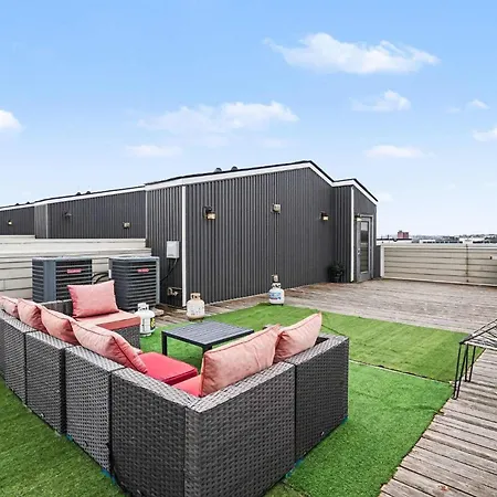 Chic Townhome X3 W Rooftop Views Near Broadway Nashville