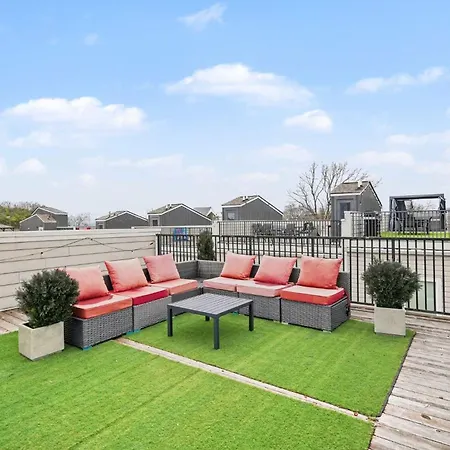 Chic Townhome X3 W Rooftop Views Near Broadway * Nashville