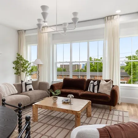 Holiday home 12 South With Rooftop Sauna And Wet Bar With 2 Car Garage *