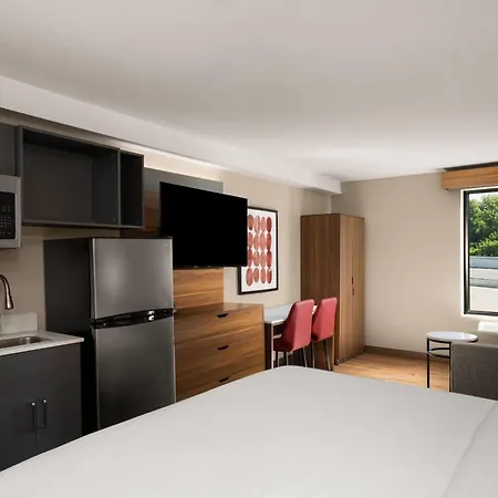 Hawthorn Extended By Wyndham Airport/opryland 3*