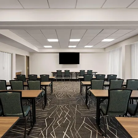 Hawthorn Extended By Wyndham Airport/opryland 3* Nashville