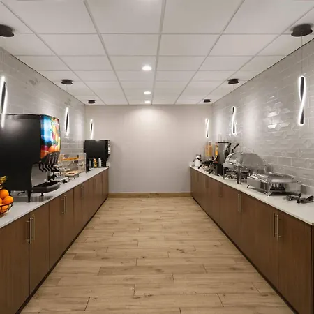 Hotel Hawthorn Extended By Wyndham Airport/opryland Nashville