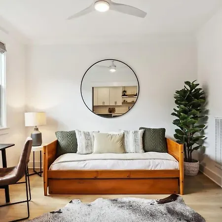 Holiday home Three Luxury Townhomes Near Five Points *