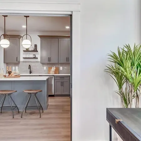 Holiday home Beautiful Luxury Renovation 5 Minutes To Downtown Nashville