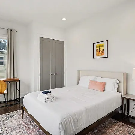 Chic Townhome X3 W Rooftop Views Near Broadway * Nashville