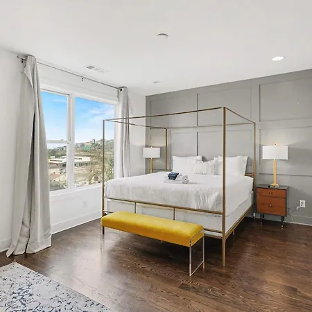 2 Modern Townhomes W Rooftop Views Near Broadway * Nashville