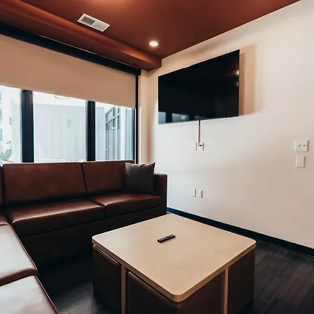 Aparthotel The Quinley 4*