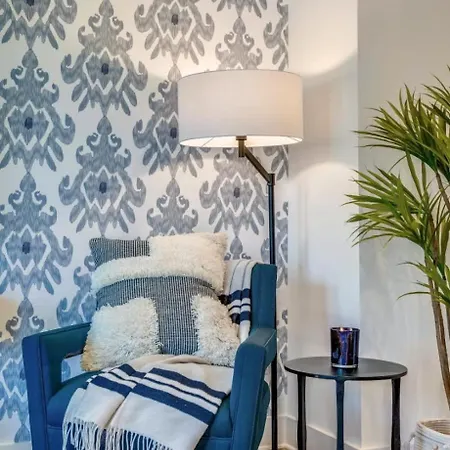 Three Luxury Townhomes Near Five Points Holiday home Nashville