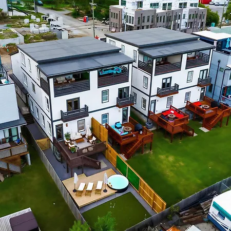 Private Pool Game Compound Minutes To Broadway Holiday home Nashville
