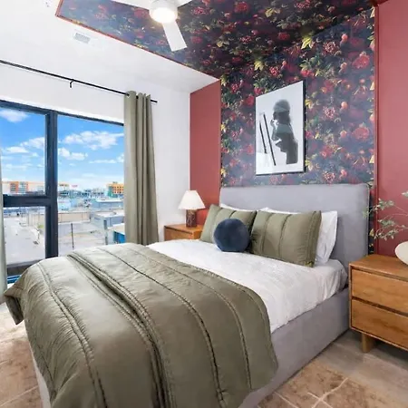 Hyve-anthem-private Balconies-walk To Broadway Nashville