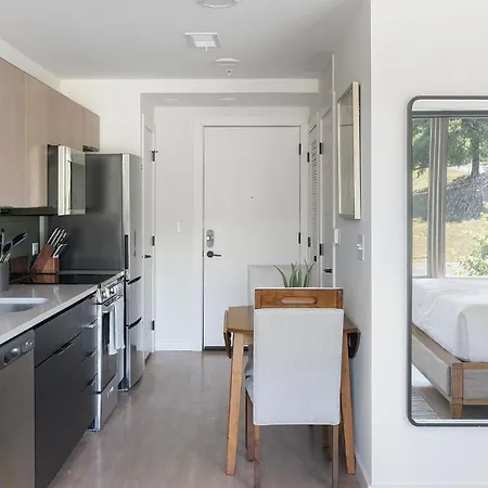 Landing Amazing Studio Gym Apartment