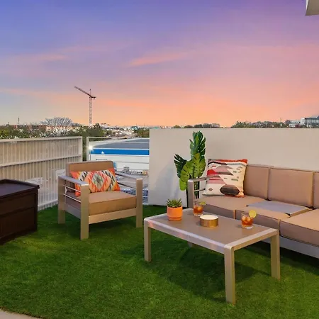 New Walk To Gulch - Private Penthouse Pool & Deck Views *