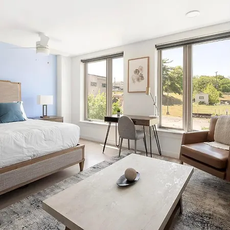 Landing Amazing Studio Gym Apartment *