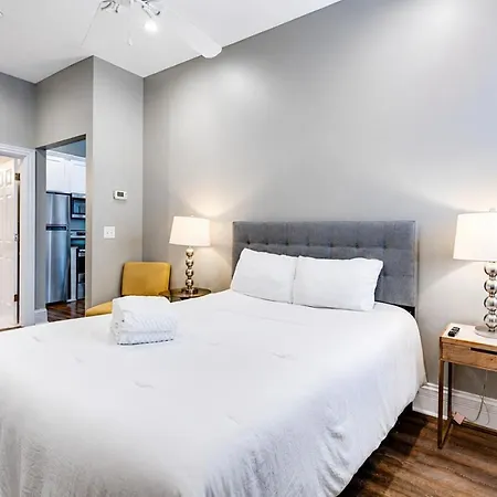 Bright & Cozy Church Conversion 1br Apartment