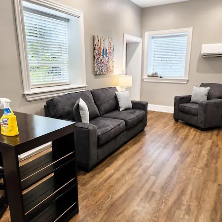 Apartment Bright & Cozy Church Conversion 1br Nashville