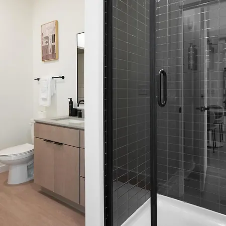 Landing Amazing Studio Gym Apartment