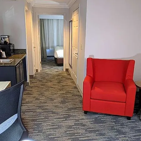 Hotel Country & By Radisson, Nashville, Tn