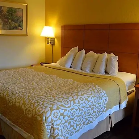 Days By Wyndham Airport East 2* Nashville