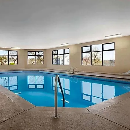 Luxe Hotel Nashville