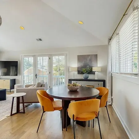 Sweetbrier Serenity Apartment