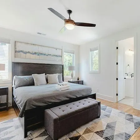 Fantasy Oasis Nashville