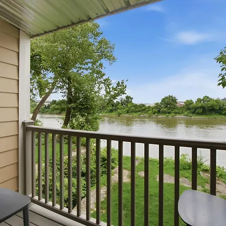 The Cumberland Holiday home Nashville