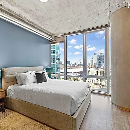 Placemakr Premier Sobro 5*