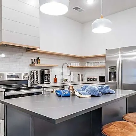 The Grove By Avantstay Stylish And Spacious Perfect For Groups Apartment *