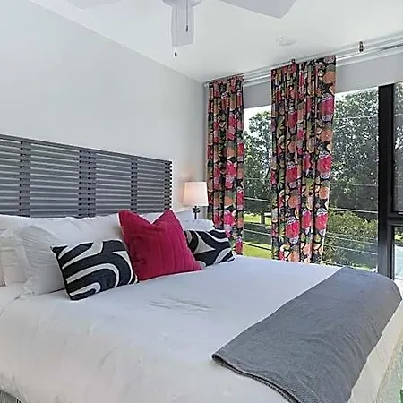 The Grove By Avantstay Stylish And Spacious Perfect For Groups Apartment *